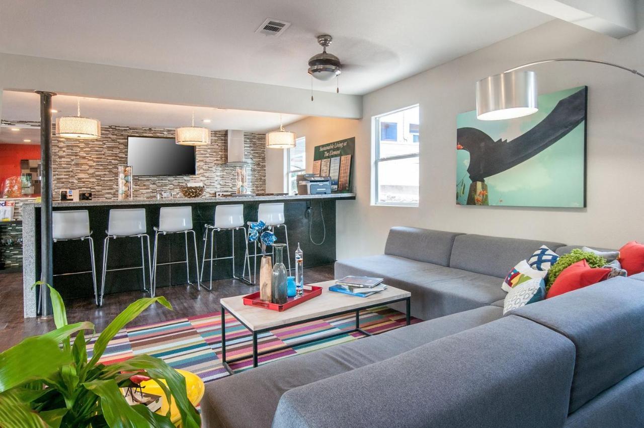 Efficiency 2Br King Bed Suites Next To Downtown Austin Dış mekan fotoğraf